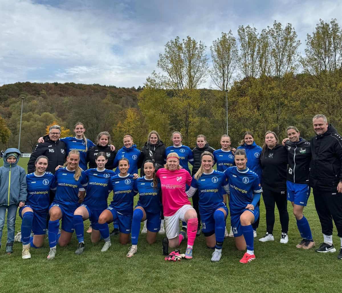 Deutlicher Sieg der Damen in Ebenau