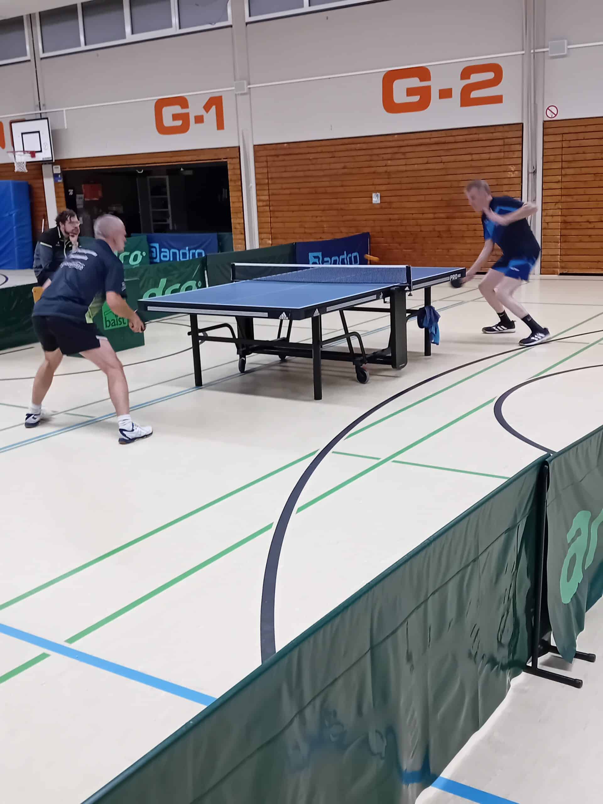 Die 1. TT-Mannschaft gewinnt nach hartem Kampf deutlich in Fellinghausen